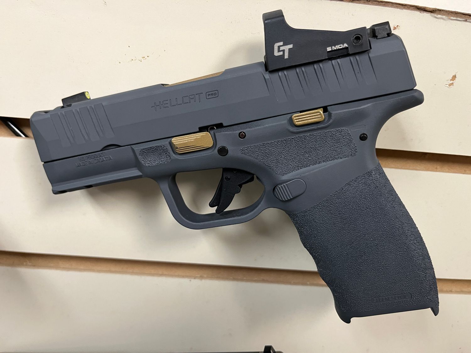 SA Hellcat Pro Comp Gear (Grey and Gold) Up Package w/ CR-1500 Red Dot and 5 Magazines