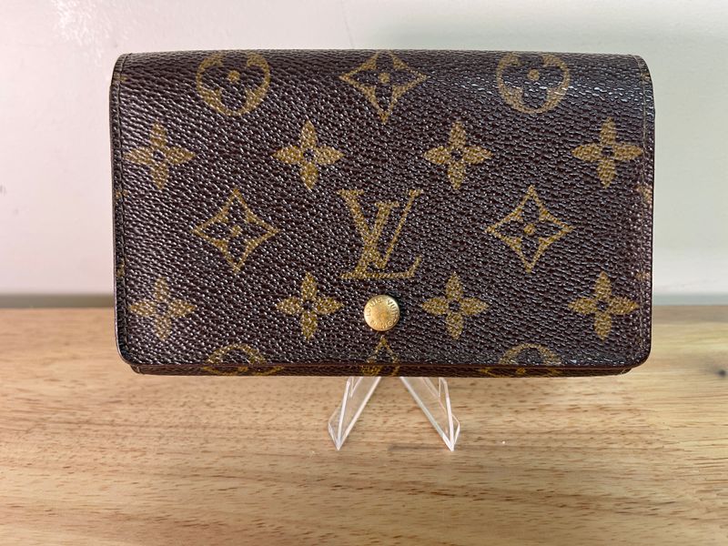 Louis Vuitton Authentic Monogram  Porte Tresor Wallet