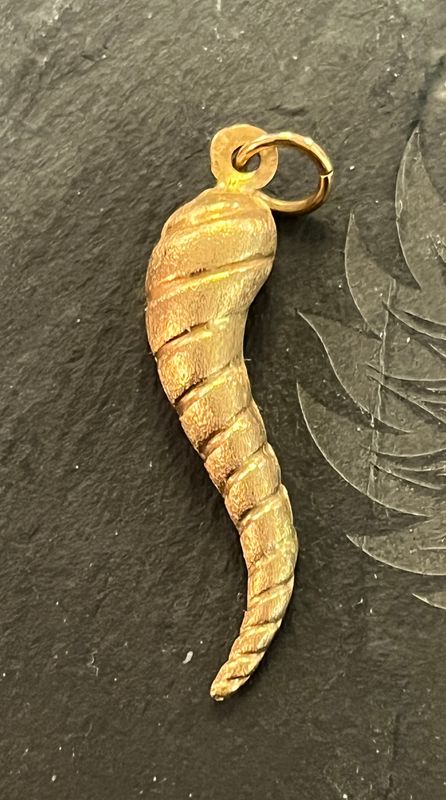 14k Gold Cornicello Pendant, 1.7 grams