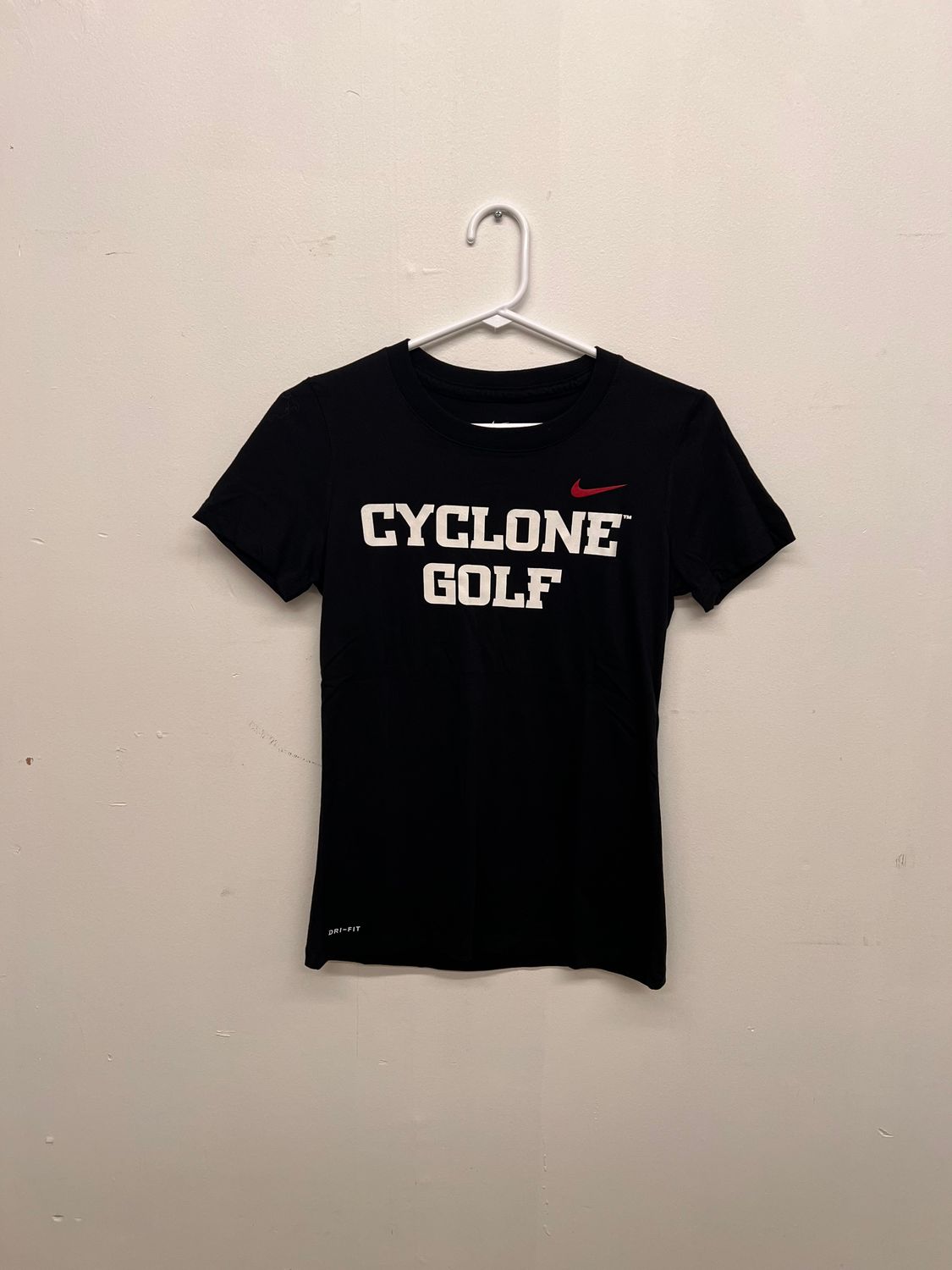 Nike Women&#39;s Cyclone Golf Black Short Sleeve T-shirt