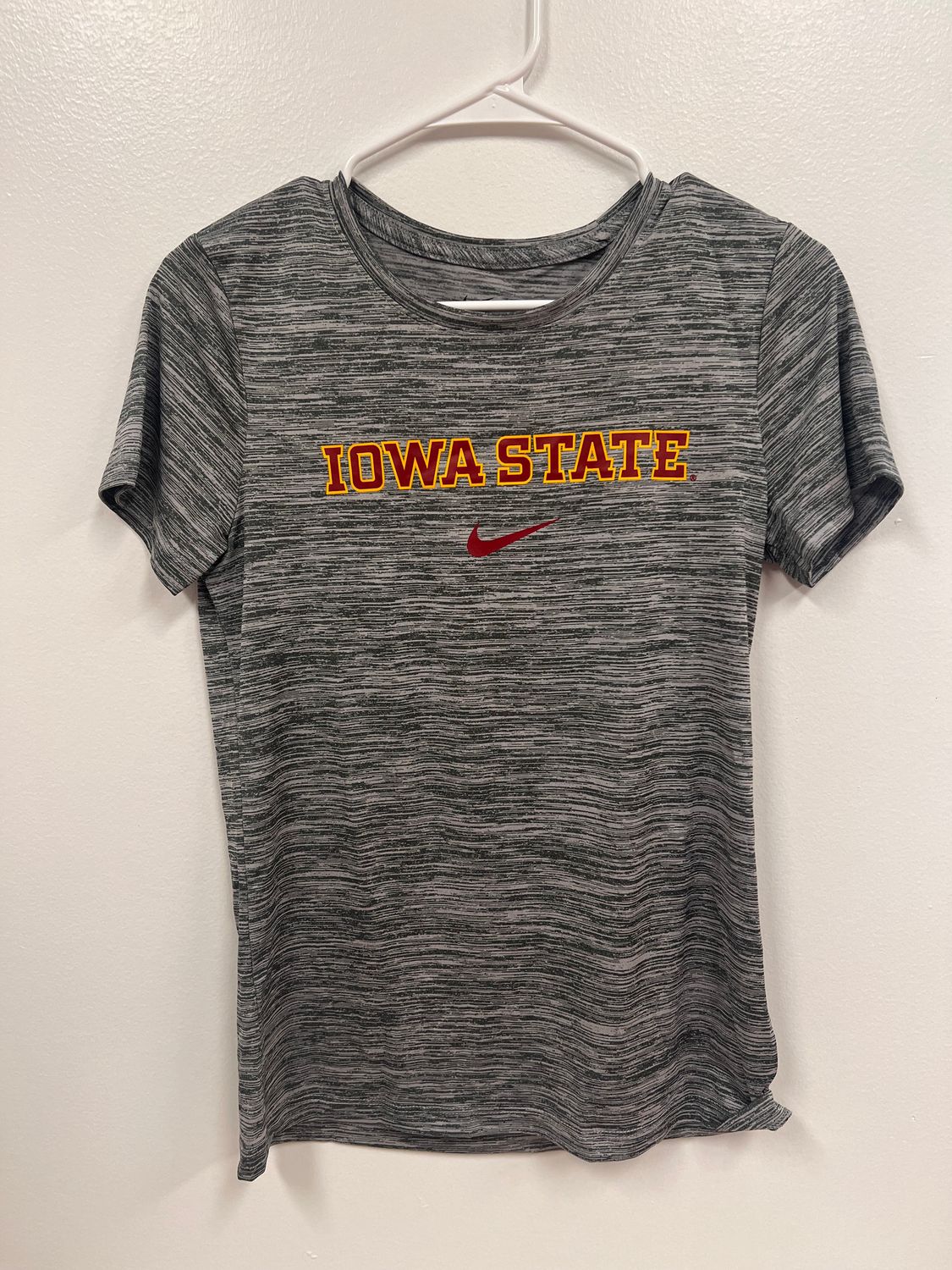Women&#39;s Nike Iowa State Gray Heather Short Sleeve T-shirt