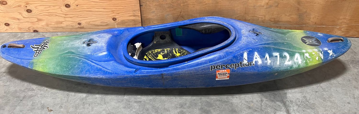 Perception Super Sonic 8.5 White Water Kayak Blue/Lime
