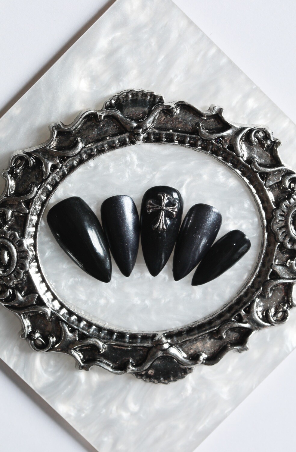 Metalic black