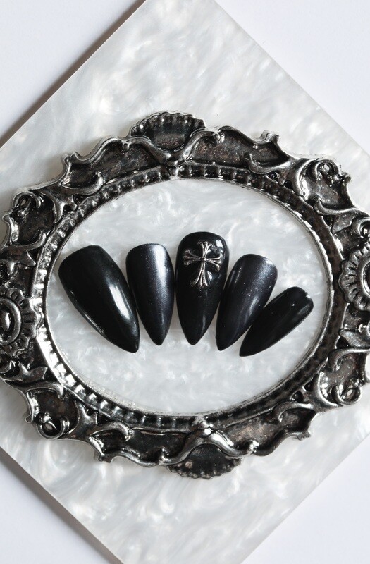 Metalic black