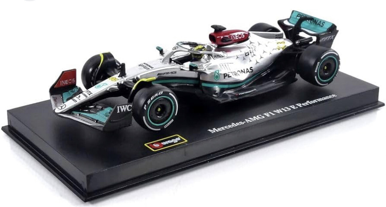 Mercedes w13 1:43 Plexi Box