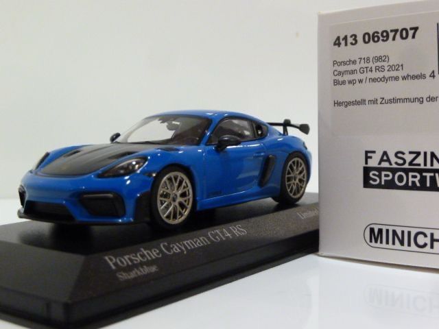 Porsche 718 (982) Cayman GT4 RS 2021 sharkblue / Neodymium rims 1:43 Minichamps