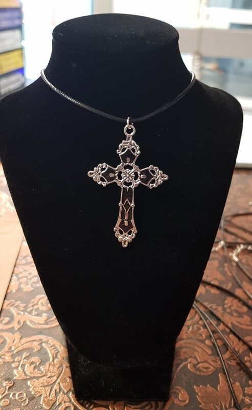 Pendant - Gothic Cross Pendant
