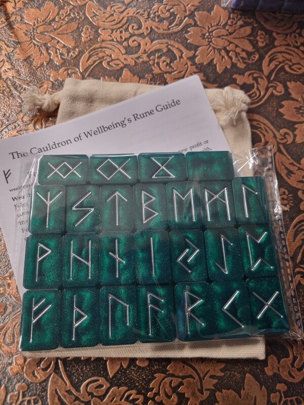 Elder Futhark Rune set - Emerald Green