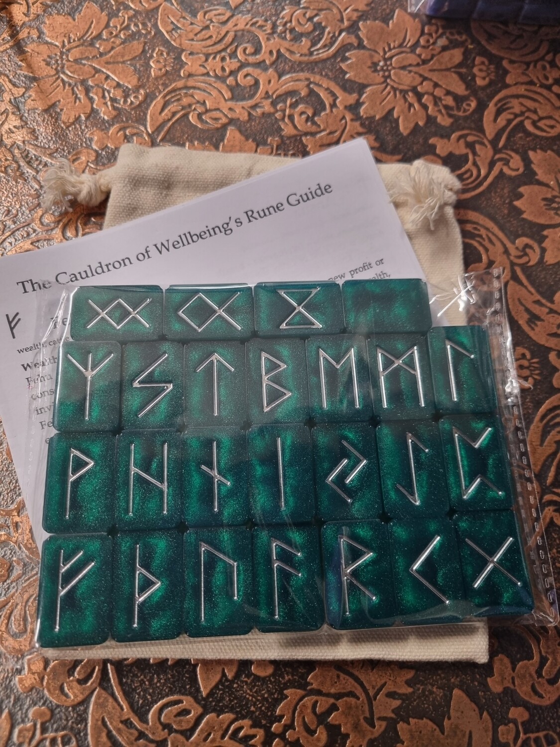 Elder Futhark Rune set - Emerald Green