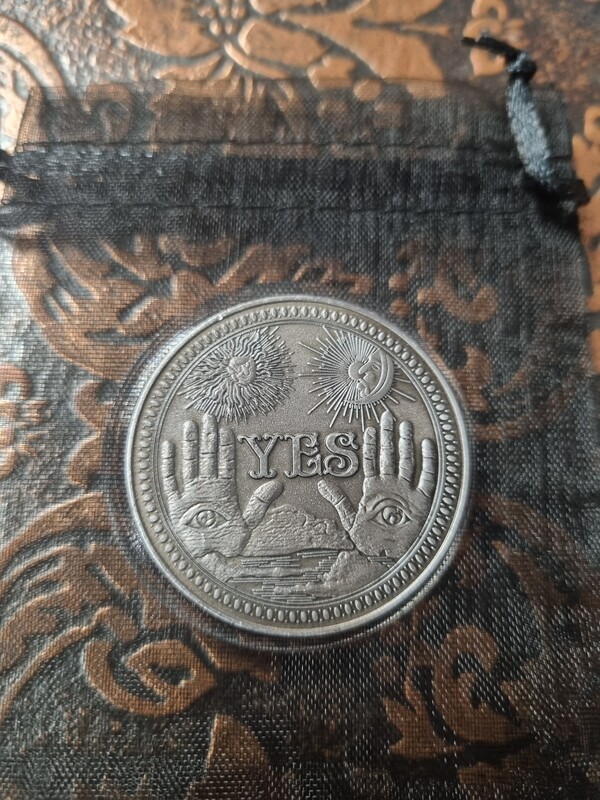 Decision Maker Coin Yes/No