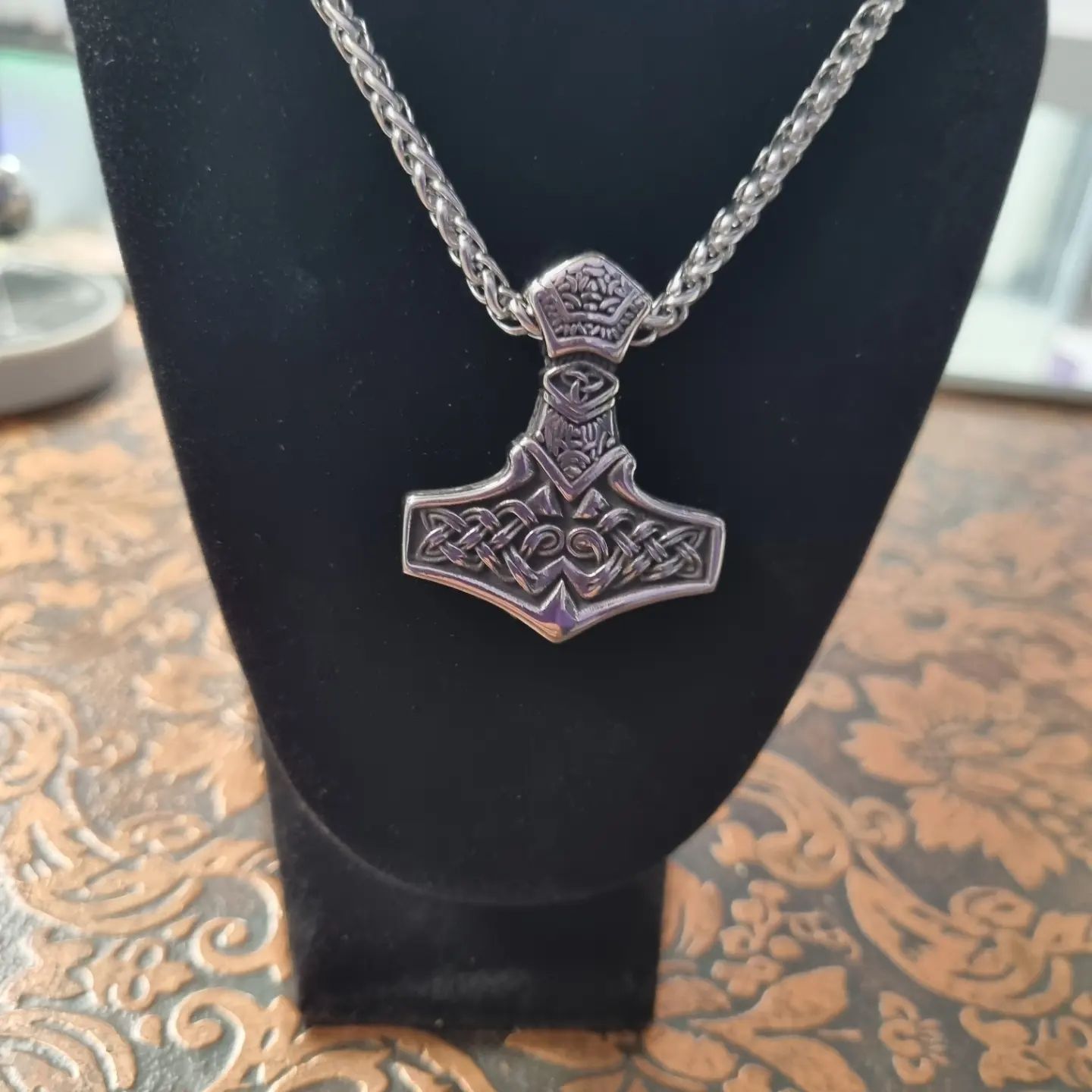 Mjolnir - Thor&#39;s Hammer