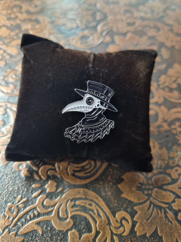 Pin - Plague Doctor