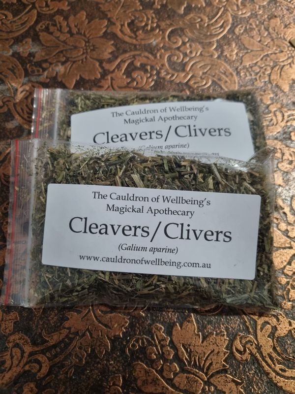Cleavers / Clivers