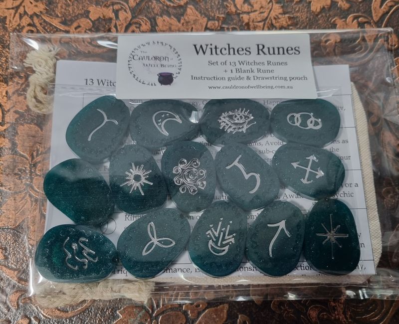 Witches Runes - Green