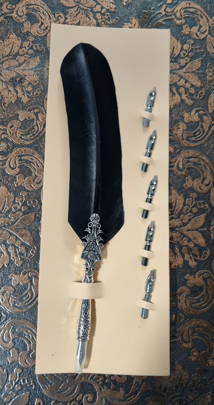 Feather Quill Pen - Black