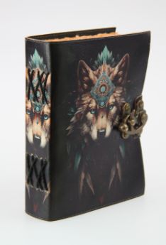 Book of Shadows / Journal Wolf (1)