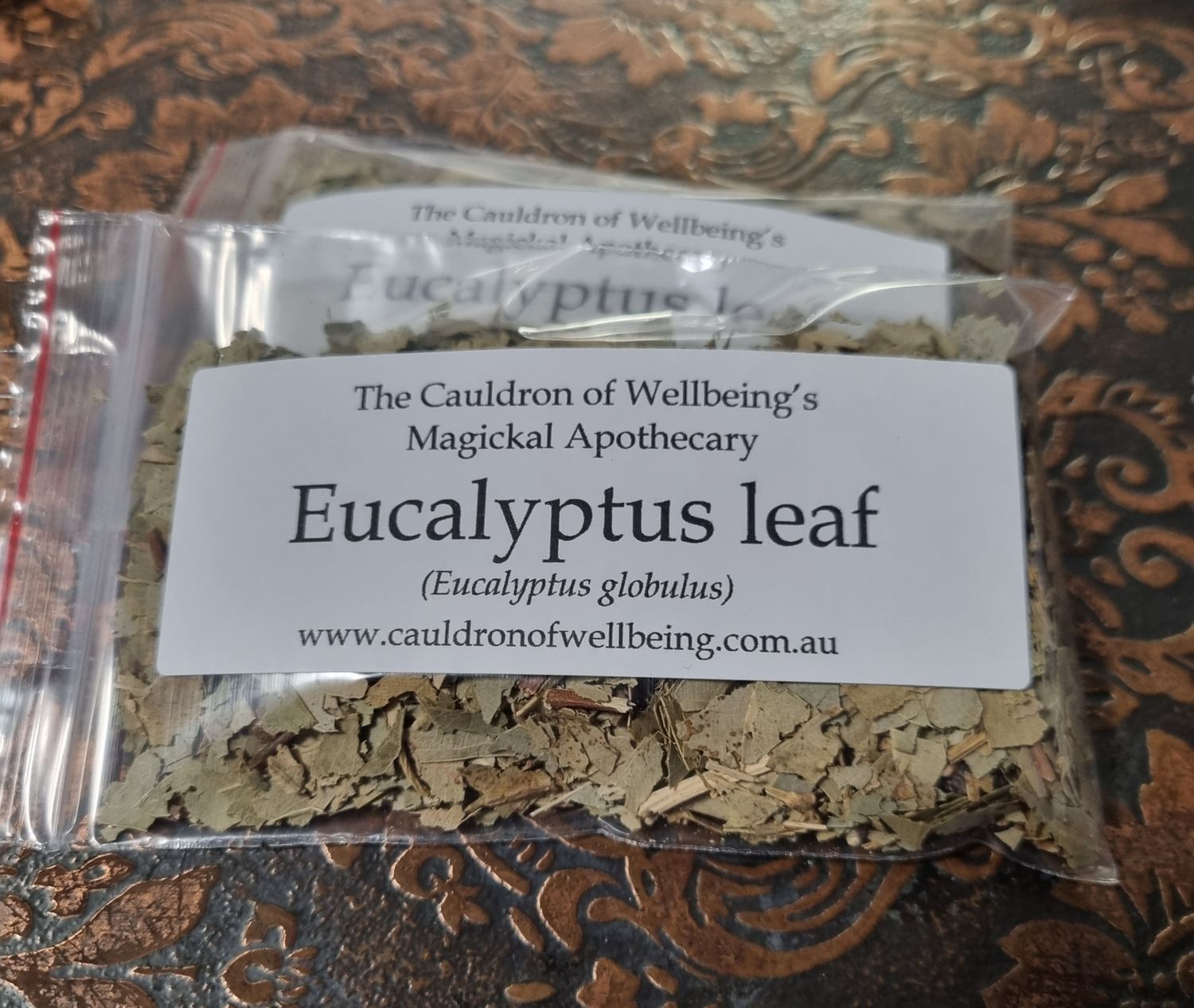 Eucalyptus Leaf