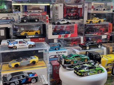 Toys &amp; Collectables