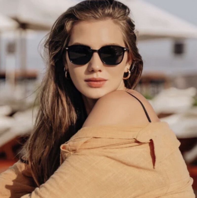 Women’s Luxury Glasses