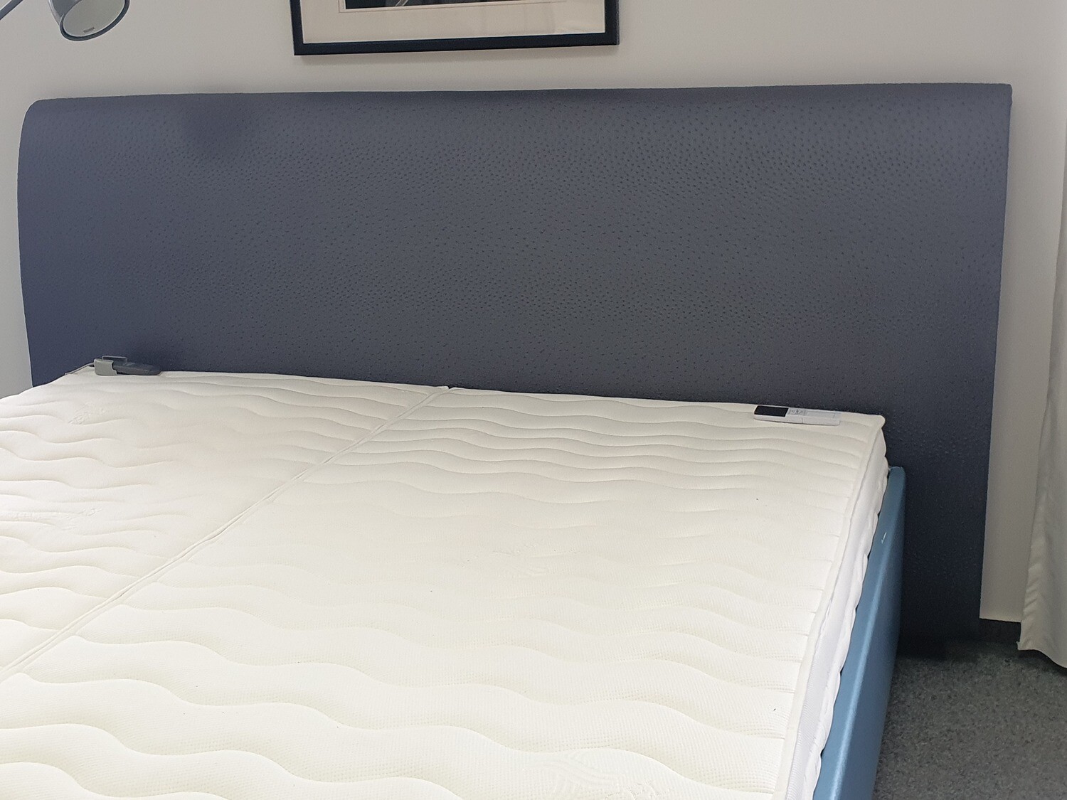 Kopfteil Bonn in Kunstleder steel Straußenlederoptik