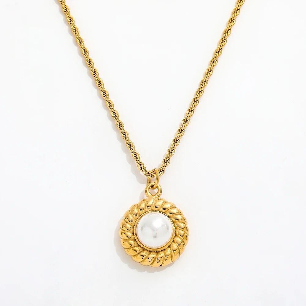 Maisy Necklace