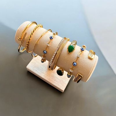 Bangles &amp; Bracelet 