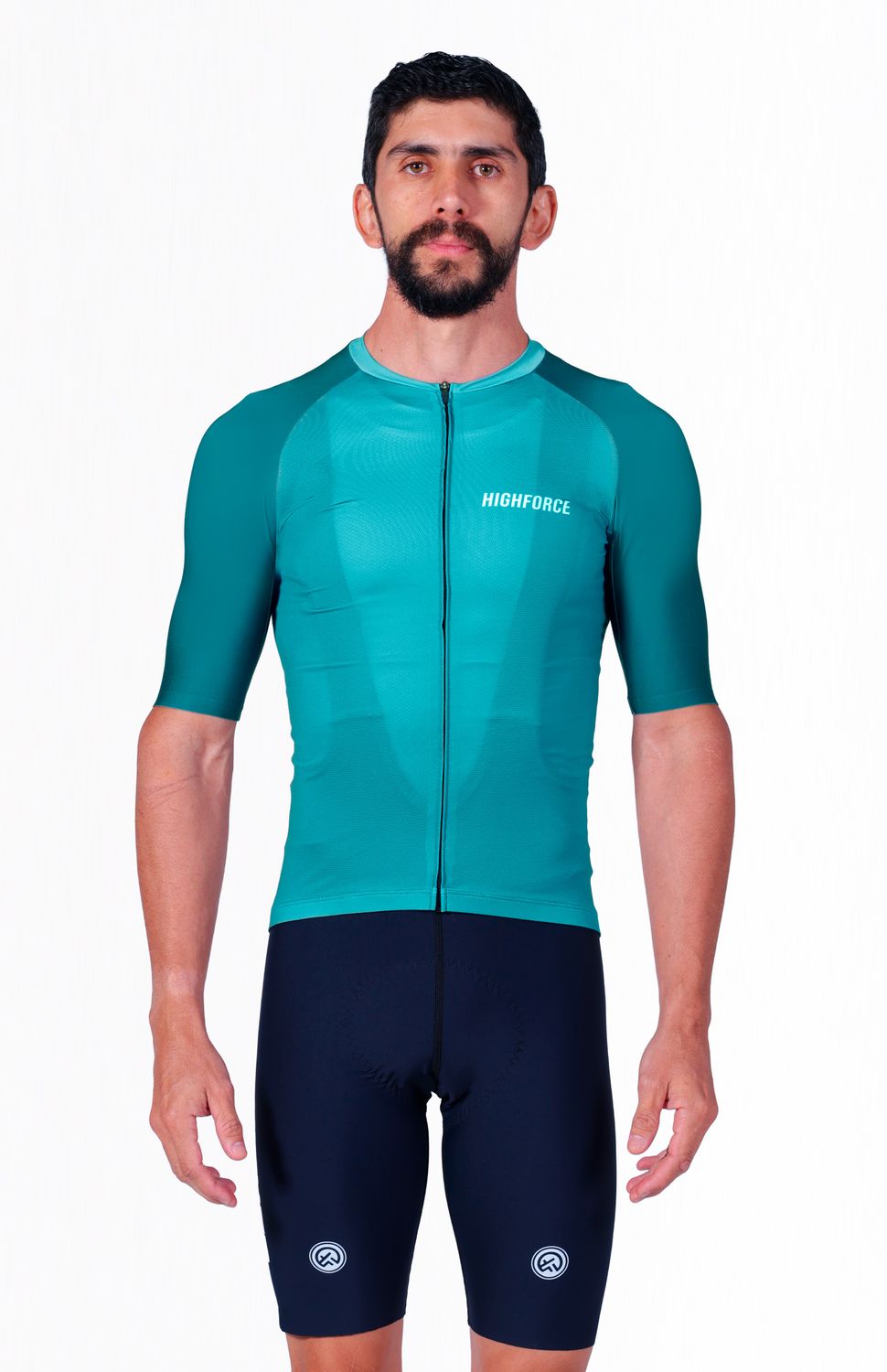 Nuestro jersey advance está elaborado con un tejido microperforado en el cuerpo, lo que permite el transporte de humedad y regulación de temperatura, las mangas están elaboradas en material ultraliviano perfecta para ajustarse al cuerpo como una segunda piel, con acabados con bonding (sin costura) y corte ranglan que se extiende desde el cuello hasta la sisa. El frente cuenta con un elástico en la parte del ruedo, para ajuste mientras que la espalda tiene una banda siliconada para que no se deslice, 3 bolsillos para almacenar todo lo que necesites, detalle reflectivo en lateral, cuenta con tecnología de rápido secado, protección UV. FIT SEMI AJUSTADO
Delantero,mangas,espalda
https://static.wixstatic.com/media/b899f8_e29be447ea364a40bf6f2dfd4470d684~mv2.jpg