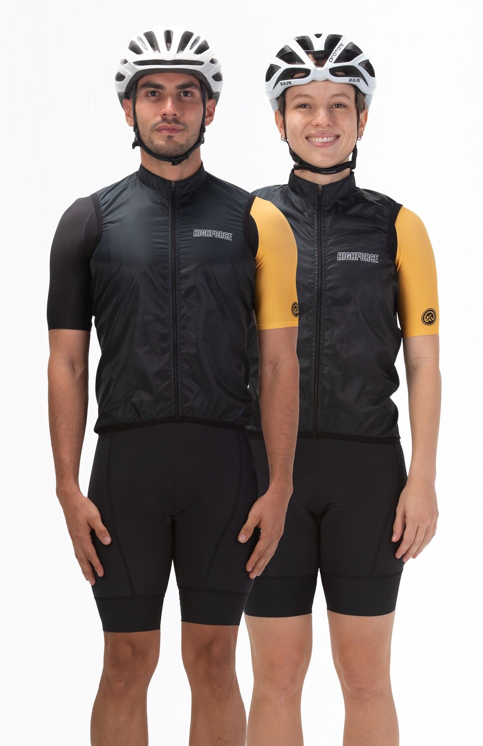 Chaleco ultraliviano, aerodinámico y con buena transpirabilidad, perfecto para protegerte de salpicaduras o lluvias ligeras, nuevo fit semiajustado.
Tejido antifluido para lluvia ligera o salpicaduras de agua.
Cortavientos.
Tejido Liviano.
Detalles de reflectivo en posterior para visibilidad en condiciones de poca luz o niebla.
Tecnología drifit - antimicrobial -protección UV
Cierre frontal semiautomático.
https://static.wixstatic.com/media/02498f_d30acca7dd674097886615c8aa93c405~mv2.png
100000
true
765474163,574087863,573463925