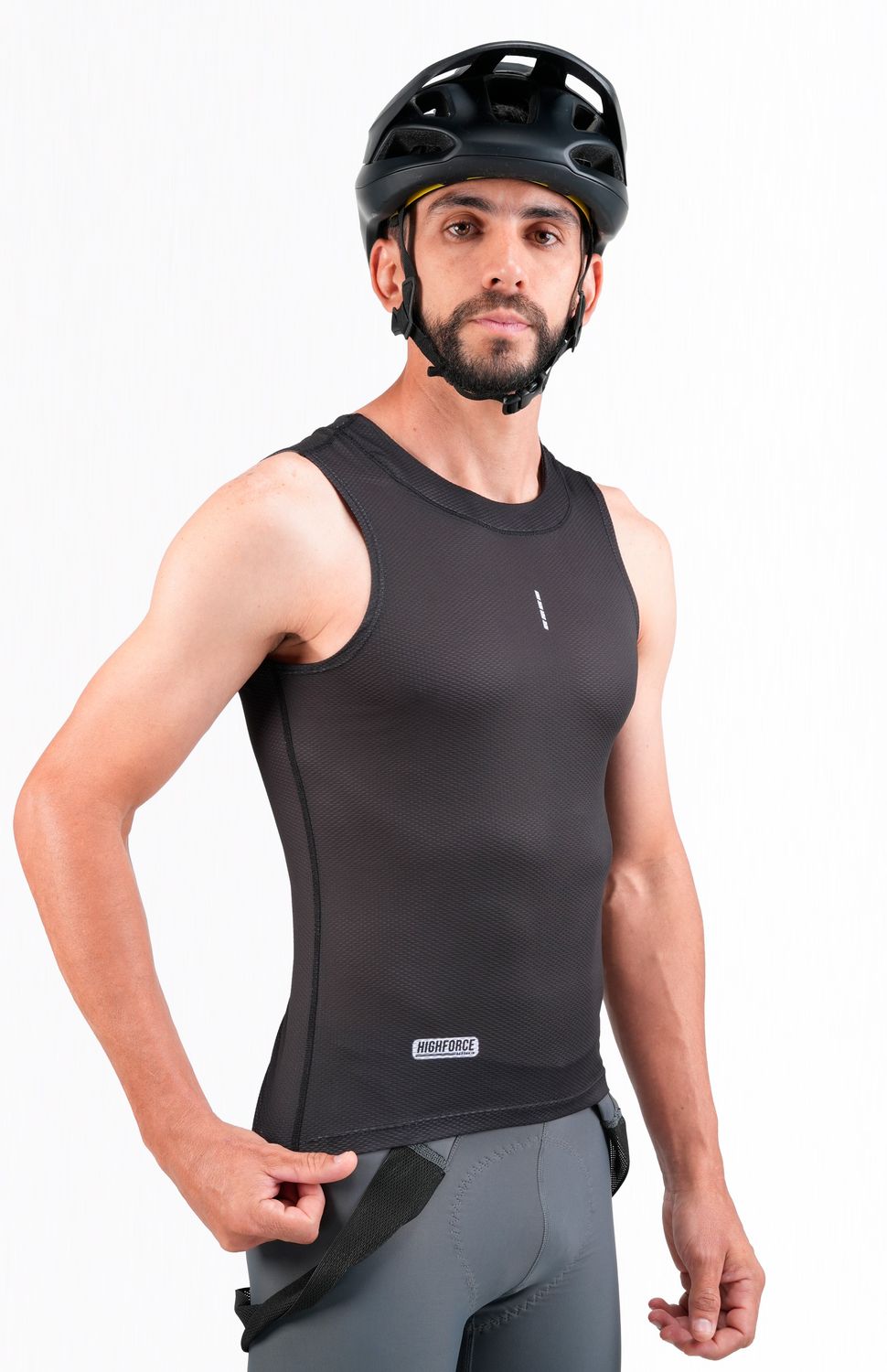 Nuestra nueva camisilla interior se ajusta a el cuerpo como una segunda piel, con tejido compresivo es perfecta para usarla como base layer o para entrenamiento indoor.
Tejido Ultraliviano.
Fit Ajustado.
Tejido compresivo que se ajusta como una segunda piel .
Tecnología de transporte de humedad.
Se ajusta como base layer para climas fríos o cálidos.
Tecnología drifit. 
 https://static.wixstatic.com/media/02498f_93a8dddf9cc64090ab90dde3d6acb54e~mv2.png 
 50000 
 true 
 765474163,574087863,573463925