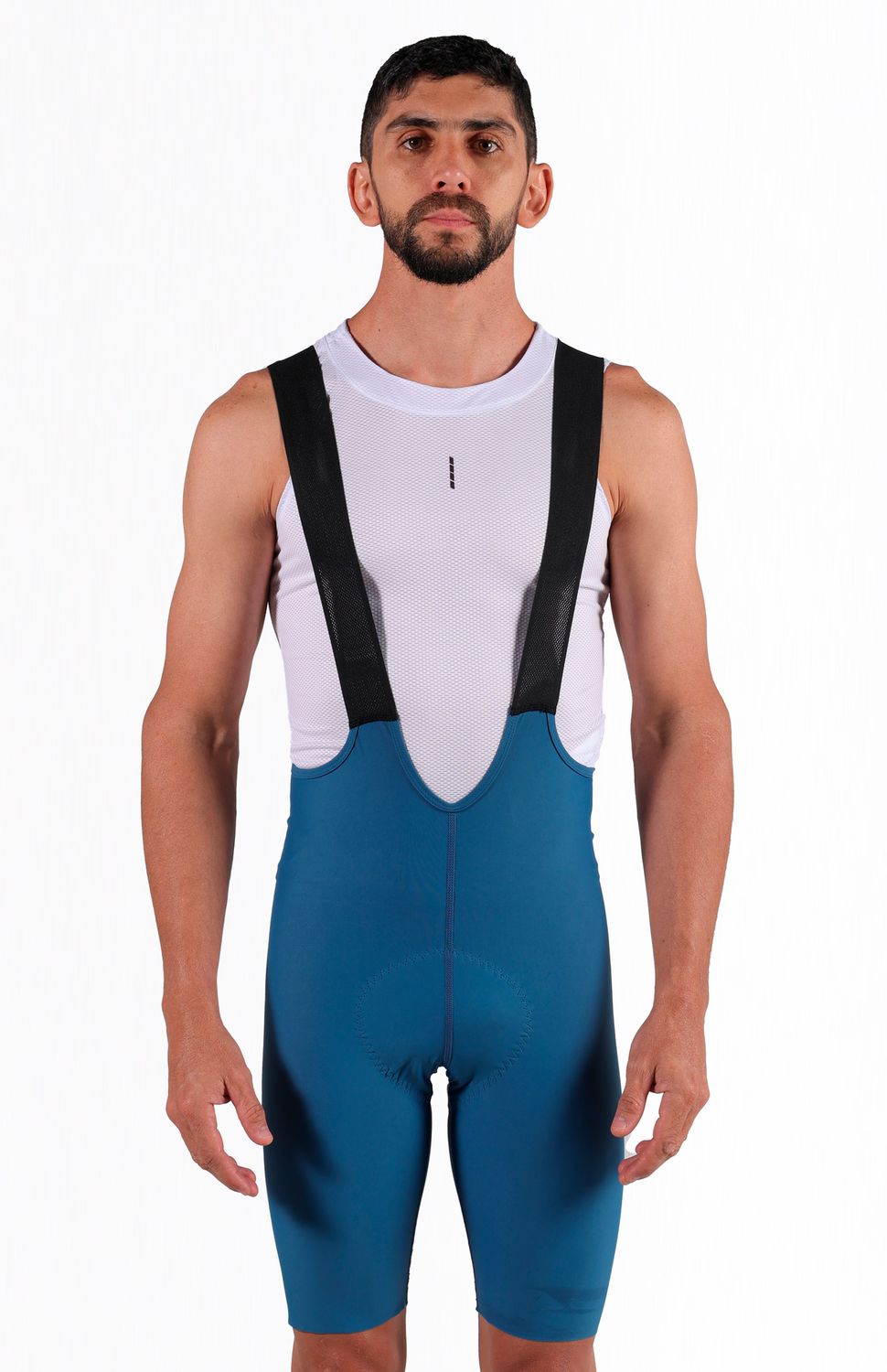 Nuestra nueva licra clásica sin costuras se ajusta al cuerpo brindando comodidad gracias a su estructura tubular (sin costuras), perfecta para rutas en Montaña o Ruta.
Badana Italiana duración r ecorrido 6 horas 
Tejido brasilero
Sin costuras en costados para máxima comodidad
Tirantas microperforadas para transporte de humedad
Banda Siliconada en contorno de pierna
Tejido liviano 
 195000 
 https://static.wixstatic.com/media/02498f_f7a96e6a57b6440099f7c71fbbc4c7c2~mv2.png 
 765476903,702363533,574078988