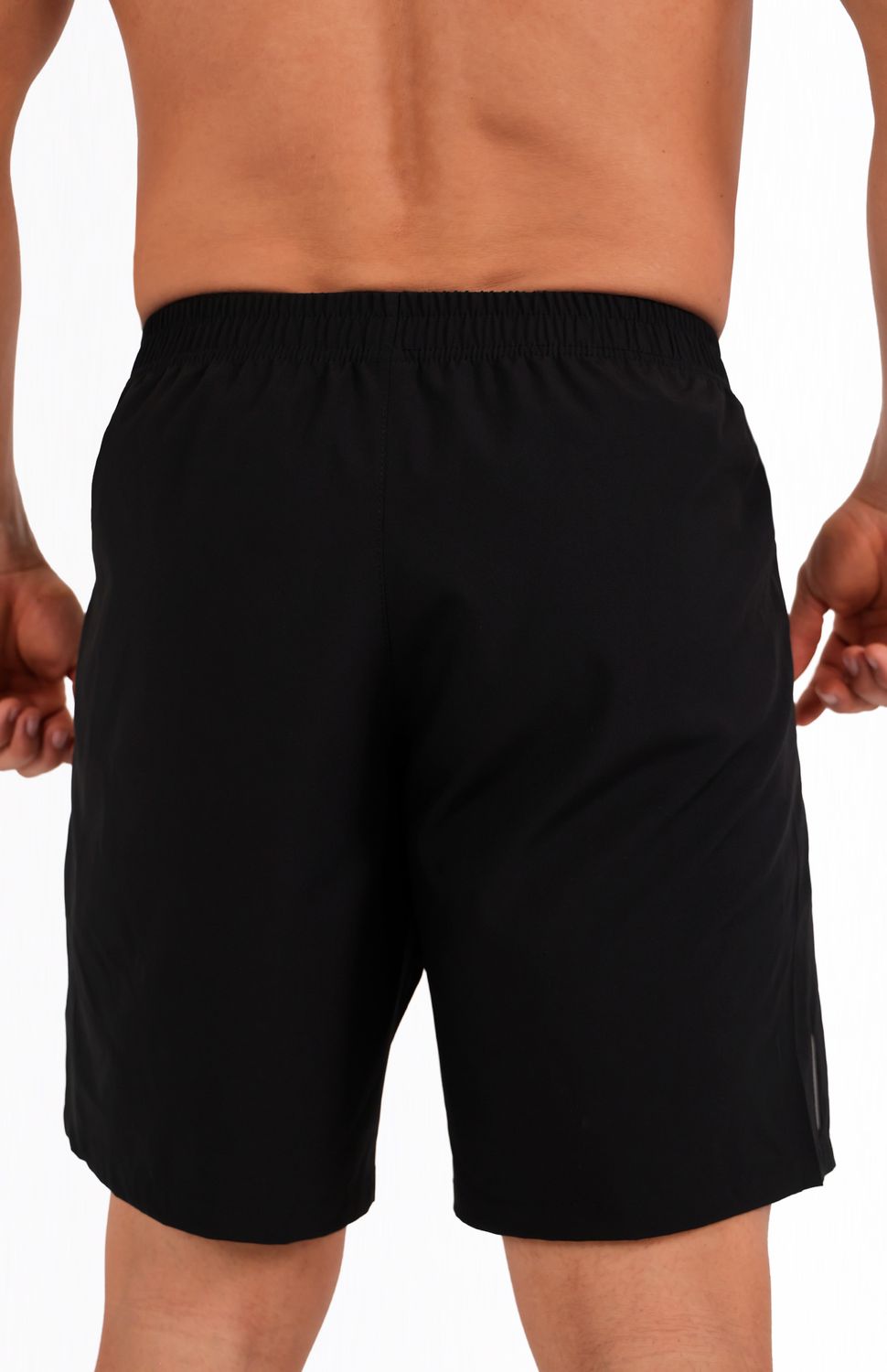 Nuestras pantalonetas de entrenamiento estan diseñadas para máximo rendimiento y funcionalidad, confeccionadas en tejido técnico con repelencia al agua que mantiene la prenda seca y ligera durante todo tu entrenamiento. Largo sobre la rodilla para mayor movilidad, bolsillos laterales con cierre para mayor funcionalidad y seguridad, cintura elástica para ajuste cómodo y seguro,detalles reflectivos en delanteros, tela transpirable y de secado rápido
Ideal para: Gym,Running y Entrenamientos intensos.
 
 
 80000 
 true 
 765474163,574087863,573463925