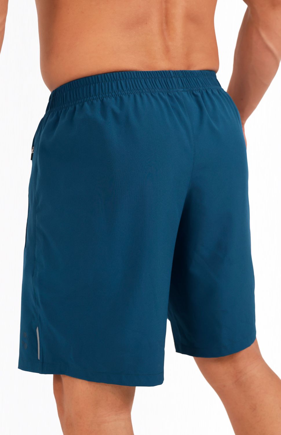Nuestras pantalonetas de entrenamiento estan diseñadas para máximo rendimiento y funcionalidad, confeccionadas en tejido técnico con repelencia al agua que mantiene la prenda seca y ligera durante todo tu entrenamiento. Largo sobre la rodilla para mayor movilidad, bolsillos laterales con cierre para mayor funcionalidad y seguridad, cintura elástica para ajuste cómodo y seguro,detalles reflectivos en delanteros, tela transpirable y de secado rápido
Ideal para: Gym,Running y Entrenamientos intensos.
 
 https://static.wixstatic.com/media/02498f_f6225314910a4731a3c26d92262765dd~mv2.jpg 
 80000 
 true 
 765474163,574087863,573463925