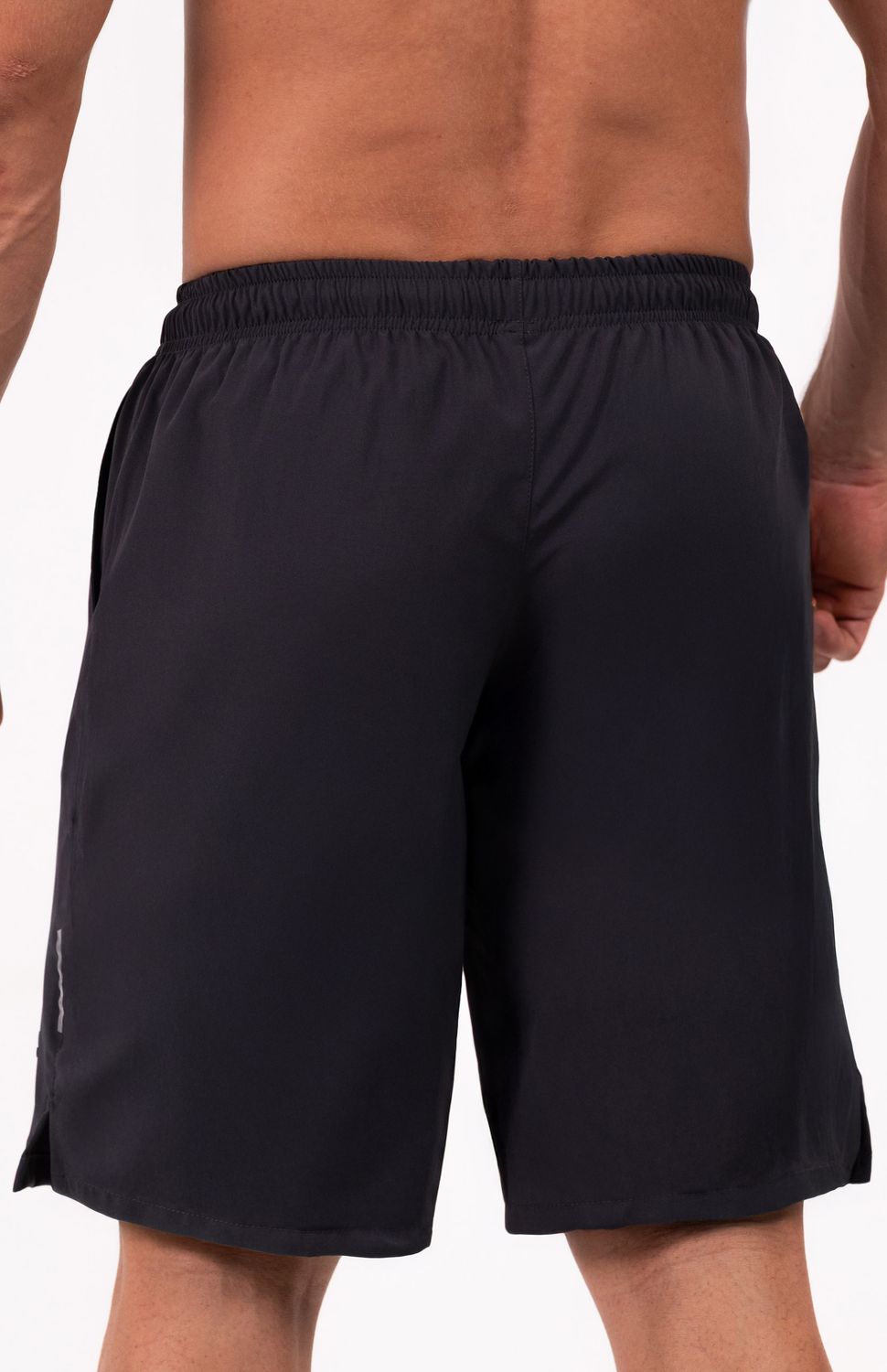 Libertad de movimiento sin peso extra. Esta pantaloneta Highforce combina tecnología de secado rápido con diseño ultraliviano para que nada te detenga. Su pretina elástica con cordón ajustable se adapta perfectamente a tu cuerpo, mientras que los bolsillos laterales mantienen tus objetos seguros. Lista para entrenar cuando tú lo estés.
 
 
 90000 
 true 
 765474163,574087863,573463925