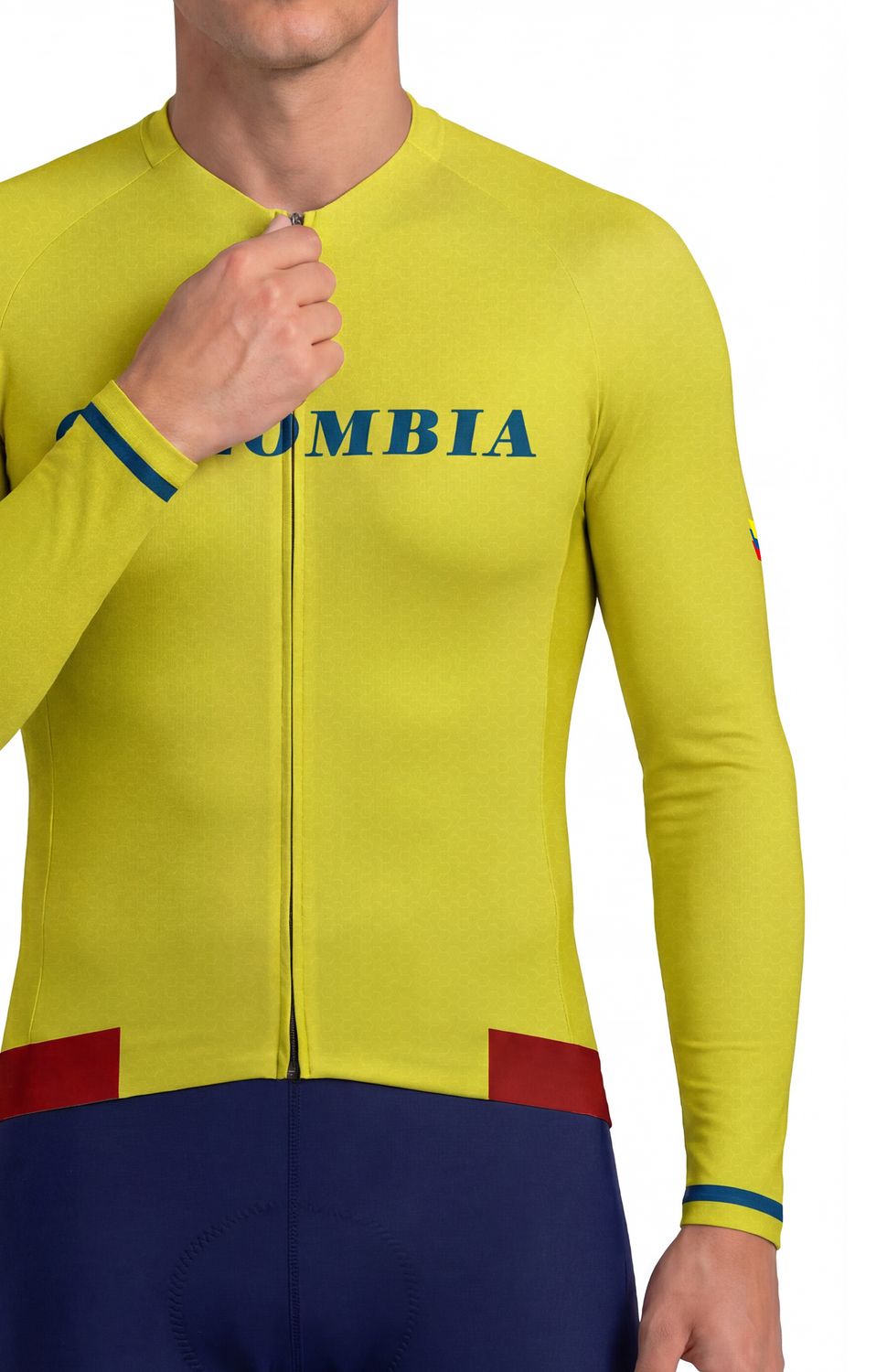 Lleva la pasión del ciclismo colombiano a otro nivel. El nuevo jersey de ciclismo edición especial Colombia fusiona un diseño de identidad premium con la más alta tecnología en ropa de ciclismo de alto rendimiento. Diseñado para ofrecer aerodinámica, máxima transpirabilidad y un ajuste pro, es la prenda perfecta tanto para subir los puertos más exigentes como para tus rutas de fondo diarias.

Rendimiento y Aerodinámica: Ajuste de compresión anatómica tipo pro fit que reduce la resistencia al viento, ideal para ciclismo de ruta y entrenamientos intensos.

Gestión de Humedad Avanzada: Confeccionado con tejidos técnicos inteligentes de secado rápido que garantizan una óptima transpirabilidad, manteniendo al ciclista fresco y seco bajo cualquier condición climática.

Protección y Confort: Textil ligero con protección solar UV integrada y costuras planas que evitan la fricción en recorridos de larga distancia.

Almacenamiento Seguro: Tres bolsillos traseros reforzados de fácil acceso para llevar geles, herramientas o el celular con total estabilidad.

Detalles de Seguridad: Bandas reflectantes estratégicamente ubicadas para mejorar la visibilidad en rutas matutinas o de baja luz. 
 
 160000 
 true 
 702346485,574087863,686525704