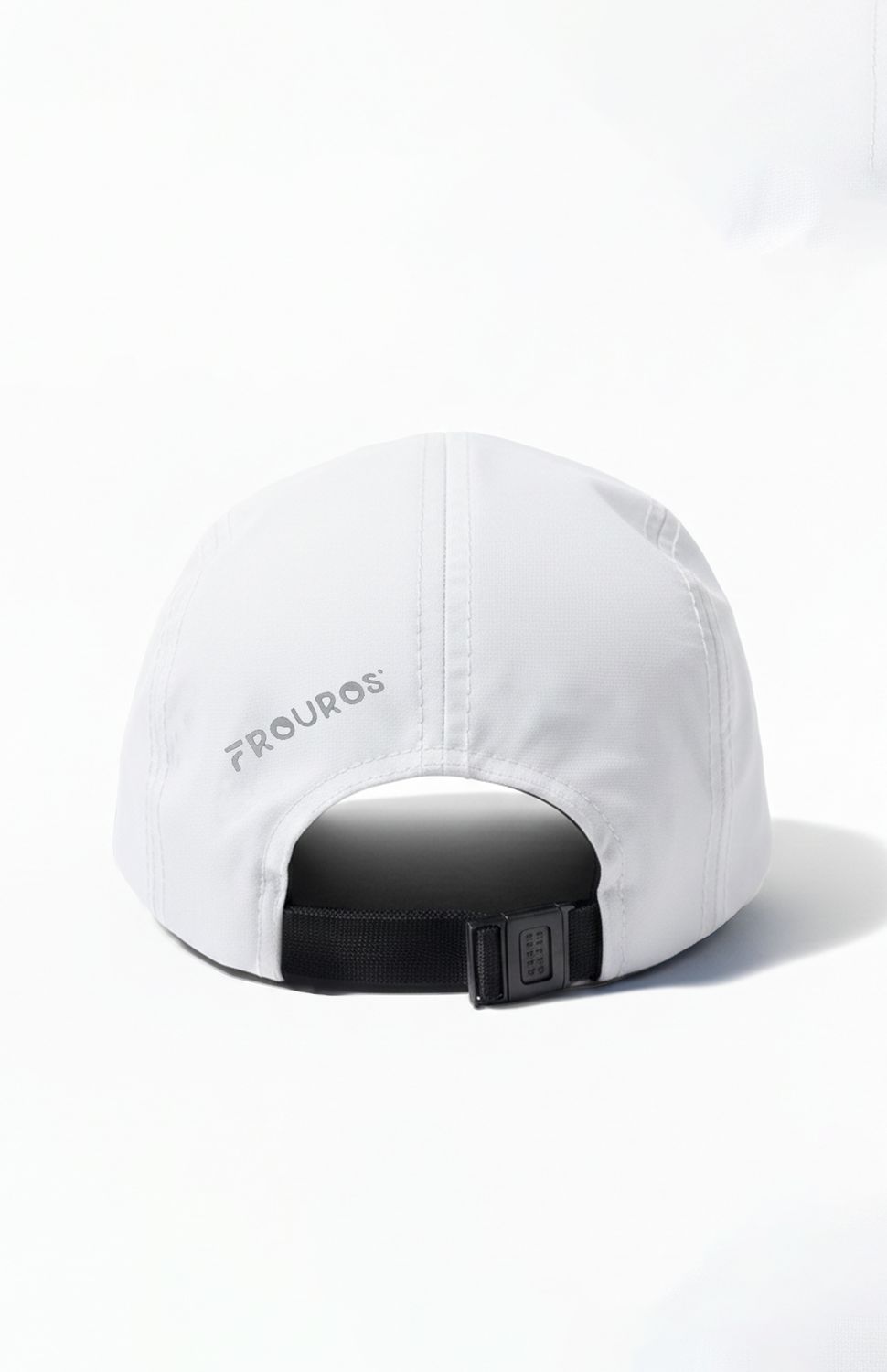 El Blanco de Frouros es un clásico que te dará sensación de paz, comodidad, protección y clase. Puedes utilizar para cualquier actividad física, ir a la playa o a la piscina. ¿Con qué te combina?: con TODO.
Por qué comprarla:
Cuida tu rostro del impacto directo del sol
Tiene incorporada en la parte interna una toalla de microfibra para óptima absorción del sudor.
Ayuda a evitar lesiones en la piel y los ojos.
Elaborada con materiales suaves y con protección UV
Tiene reflectivo en el logo frontal y trasero para protegerte cuando corras en la oscuridad.
Talla M: Uso a partir de 11 años de edad. Diámetro (parte circular de la gorra): 17 cms (con expansión -por la correa de ajuste trasera- a 20 cms)); Altura: 10.2 cms.
Talla L: Diámetro: 18 cms (con expansión a 21 cms); Altura: 10.7 cms
85000
true
846906656,846904459,820798273