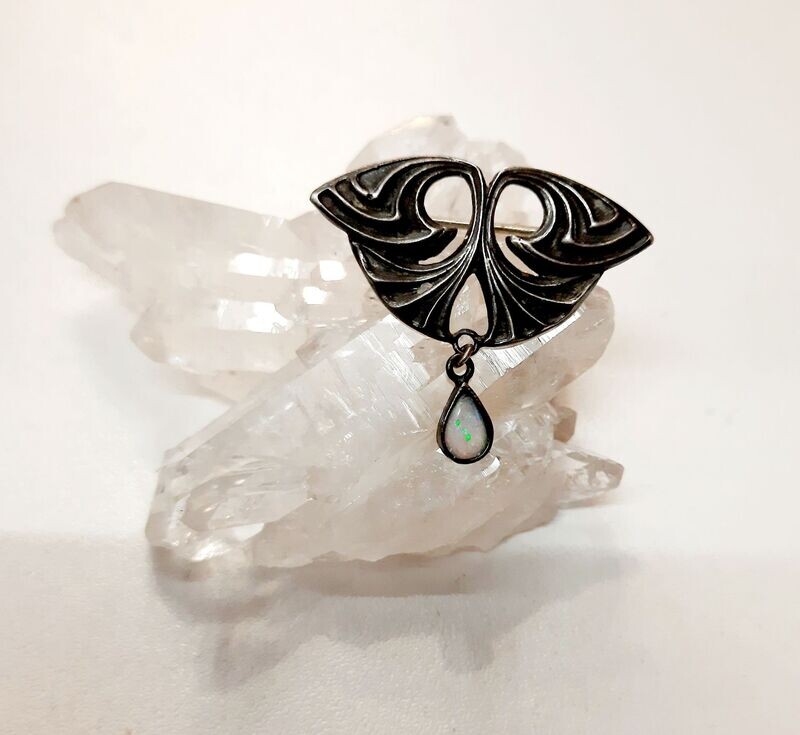 Brosche Opal Triplette, kleine, feine Handarbeit, ca. 3,2 x 2,8 cm