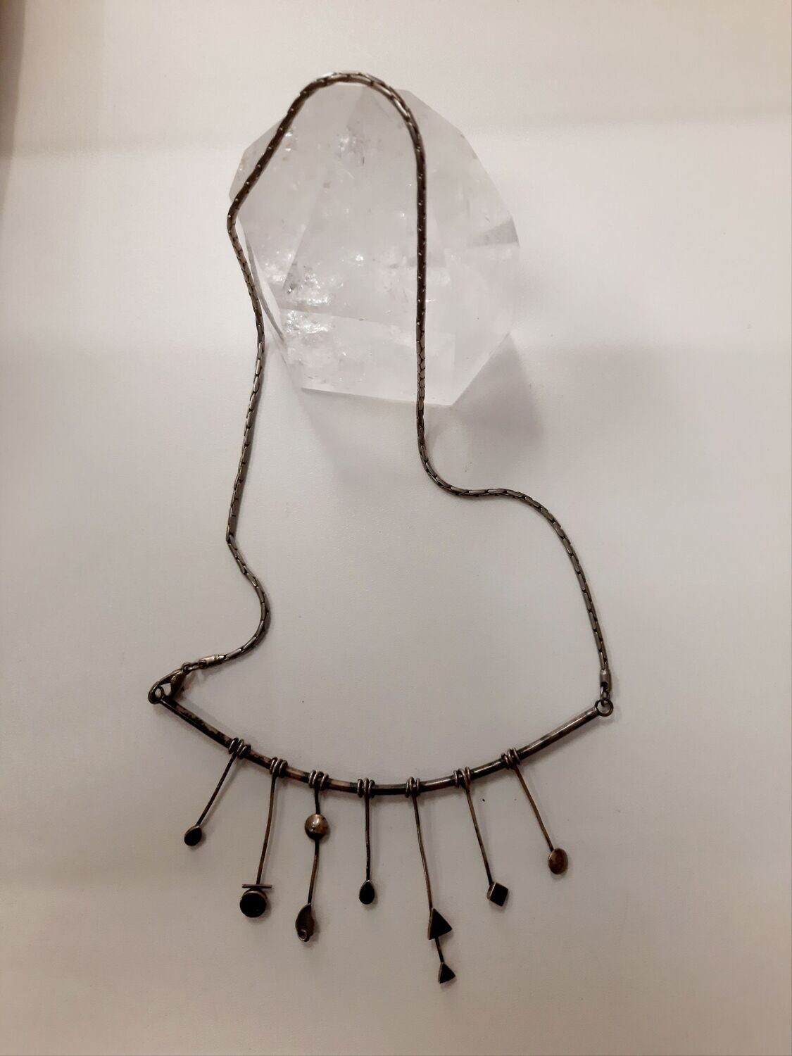 Sterling-Silber-Kette, ca. 56 cm lang, mit eingearbeiteten Onyxsteinchen