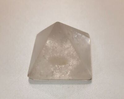 Bergkristall Pyramide, ca. 4/4/4 cm