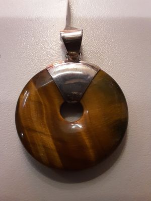 Schöner kleiner Tigeraugen-Donut mit 925-er Silber Schöner kleiner Tigeraugen-Donut mit 925-er Silber