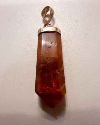 Wunderschöne Feueracht-Spitze mit 925-er Silber-Kappe Wunderschöne Feueracht-Spitze mit 925-er Silber-Kappe