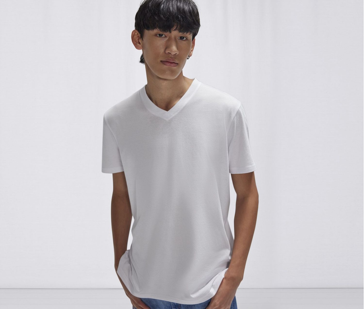 Tee-shirt homme col V 150