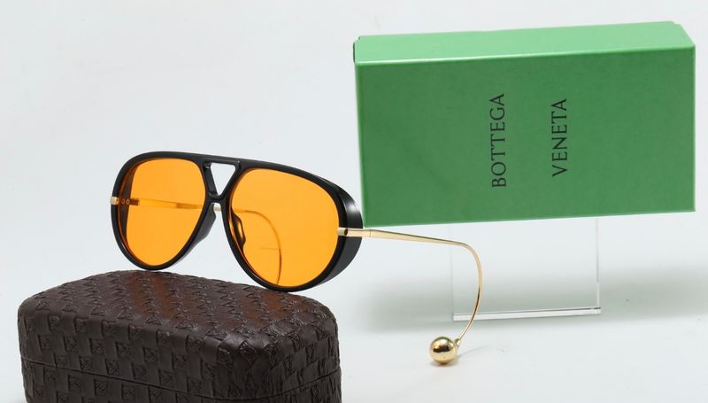 Botte V Aviator Sunglasses