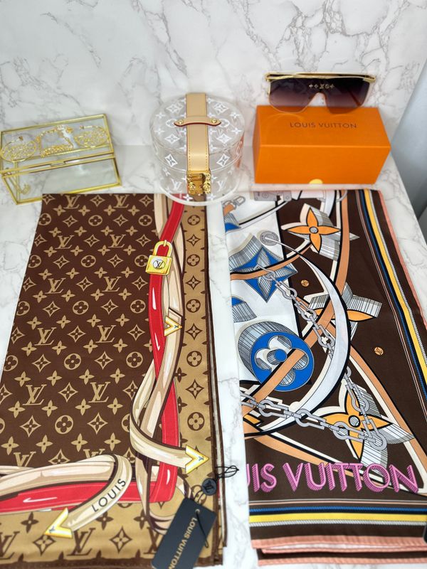 LuxeWrap Collective