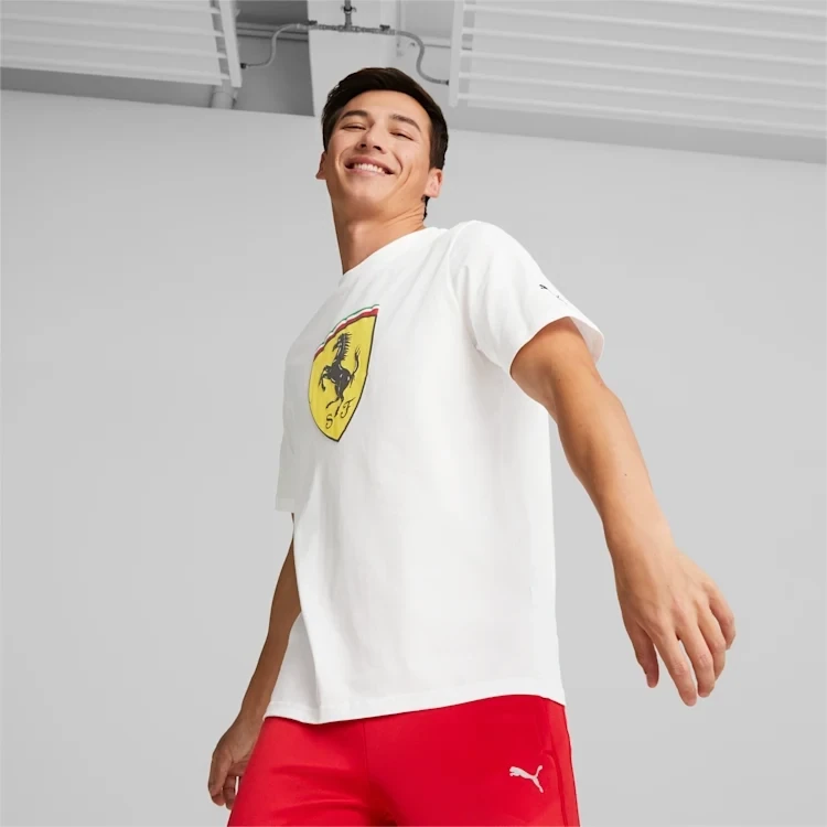 Puma 538175 Mens Ferrari Race T-Shirt with Big Logo