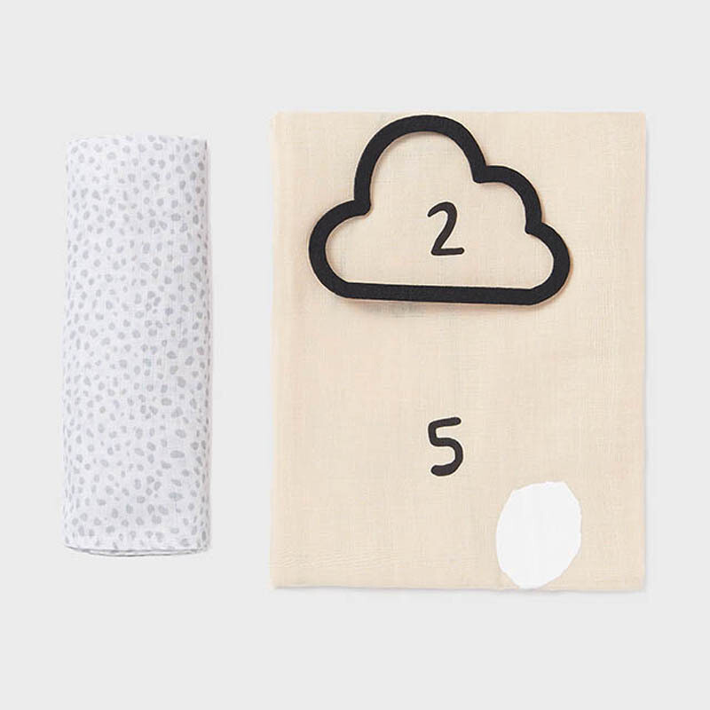 Mayoral 19253 2 Baby Blankets W/ Frame 114x114