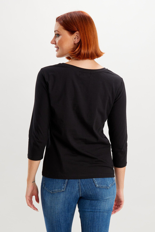 Frank Lyman 233828U Women’s Long Sleeve Rhinestone Heart Top – Black