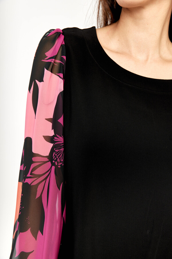 Frank Lyman 233177 Women's Long Sleeve Chiffon & Floral Top – Black- Magenta