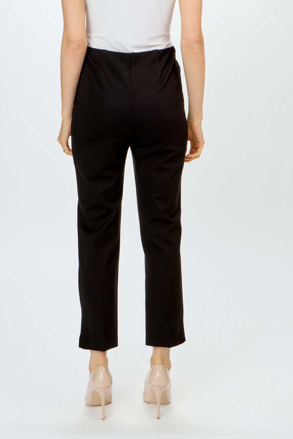 Frank Lyman 233435 Women’s Stretch Pants – Black