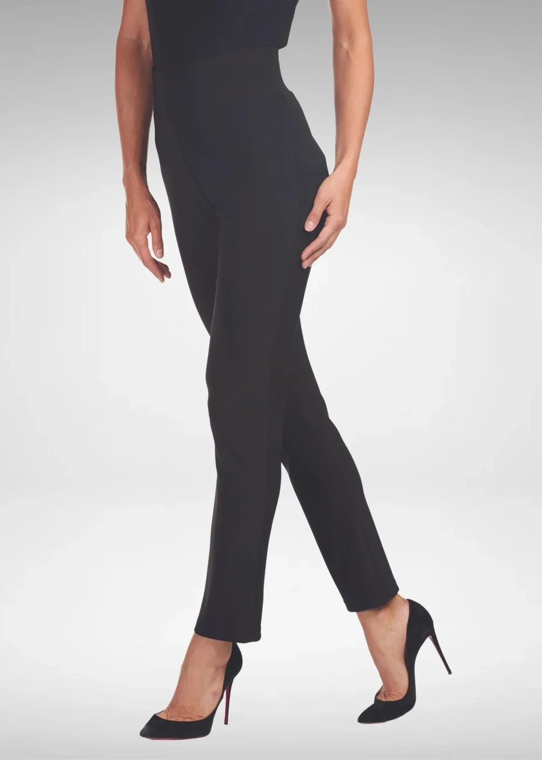 Frank Lyman 082 Women's Skinny Stretch Pants – Black