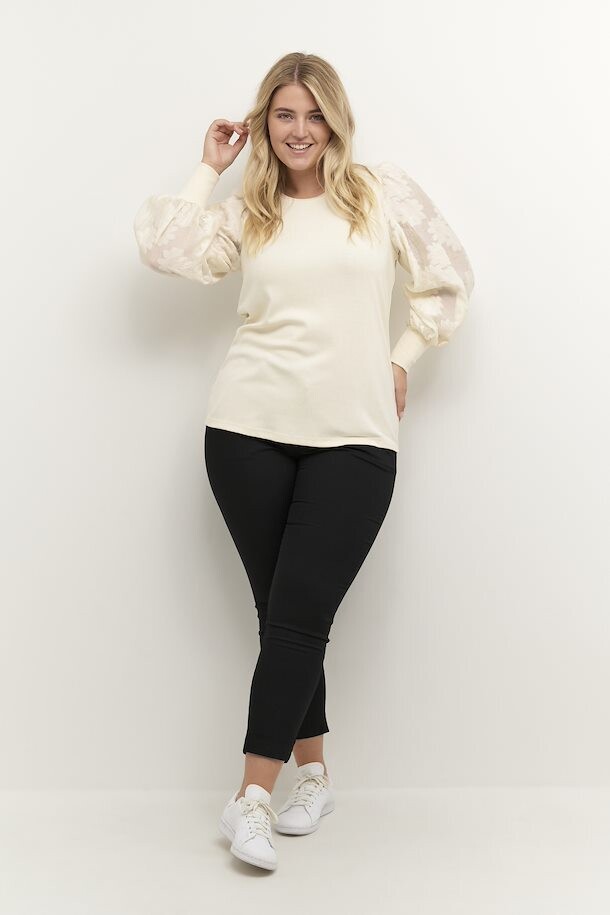 Kaffe Curve 10581393 Women's Long Sleeve Felina Liddy Blouse – Antique White